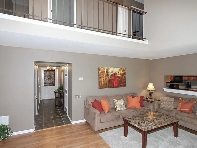 1444 W Sapphire Dr — Photo 8