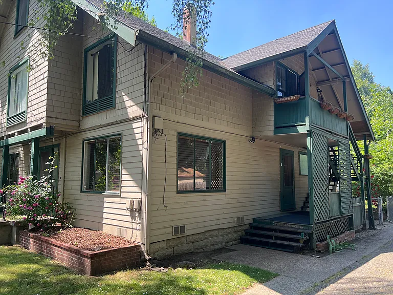 111 Hansen Ln #1 — Photo 2