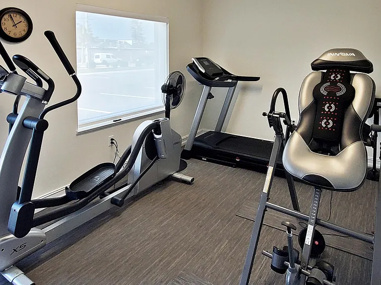 1805 Riverside Dr #205 — Photo 32