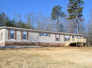 715 Paradise Cir, Marion, NC 28752