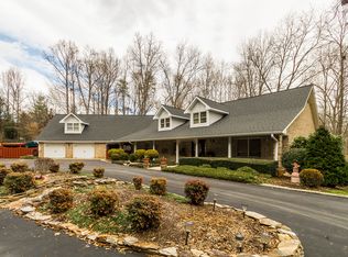 5103 Old Forge Ln, Oak Ridge, NC 27310