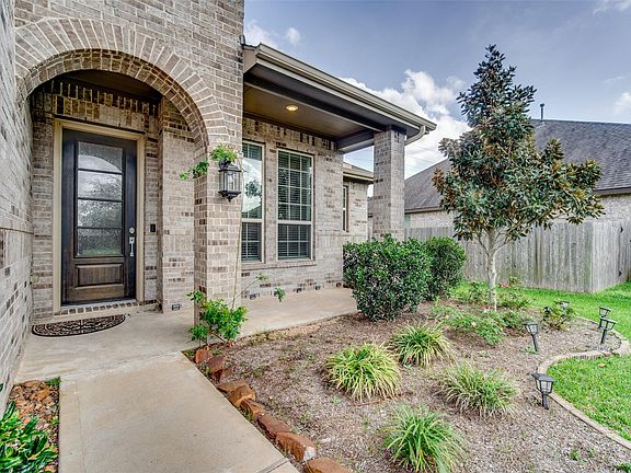 4th image of 2207 Pickford Terrace Ln