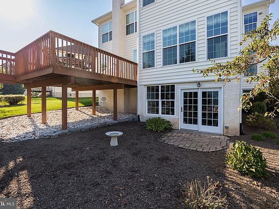 5th image of 104 Mockingbird Cir