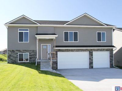 7000 NW 13th St, Lincoln, NE, 68521