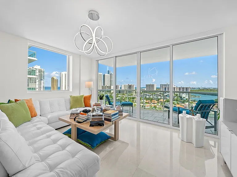 400 Sunny Isles Blvd #1608 — Photo 6