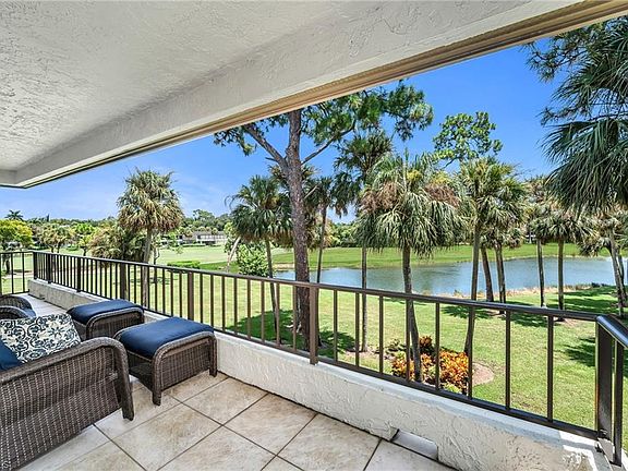 4th image of 105 Clubhouse LN #389