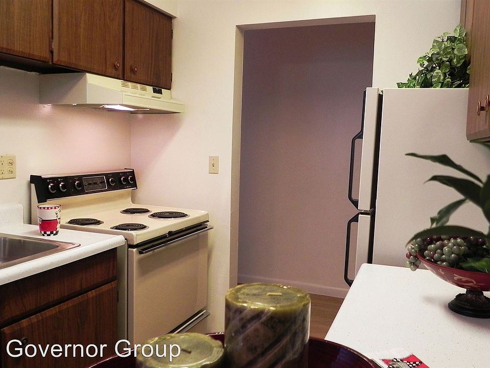 1st image of 2046 9th St APT 106