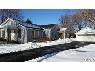 3001 Sullivan Trl photo 1