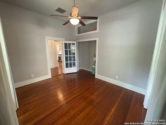 218 Vance St — Photo 5