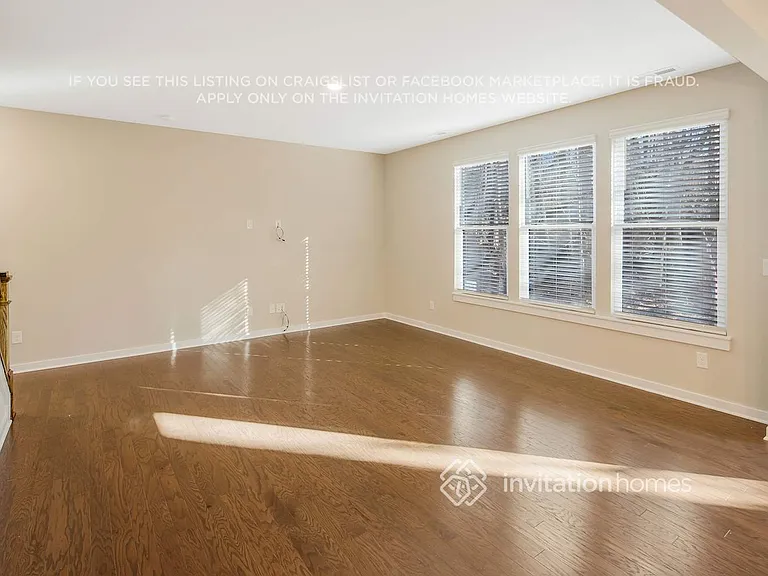 6313 Coatbridge Ln — Photo 4