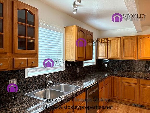 5th image of 2838 Loma Vista Ave