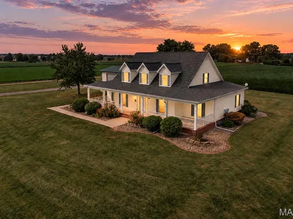 8053 N State Route 159, Moro, IL 62067