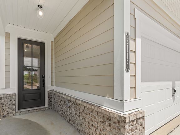 3rd image of 2208 Melk Ln