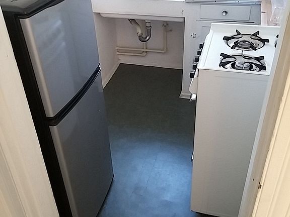 4th image of 334 17th Ave #B