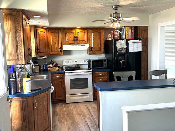 2nd image of 1236 Canterbury Dr