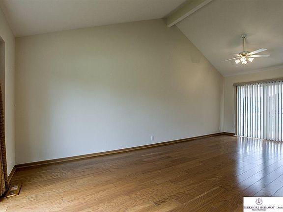 5th image of 212 Sea Pines Dr