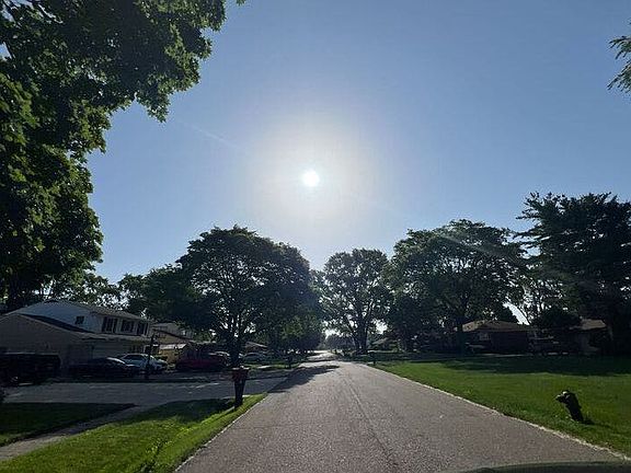 4th image of 18185 New Jersey Dr