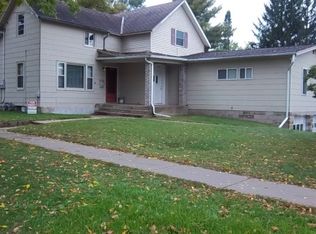 520 13th Ave E, Menomonie, WI 54751