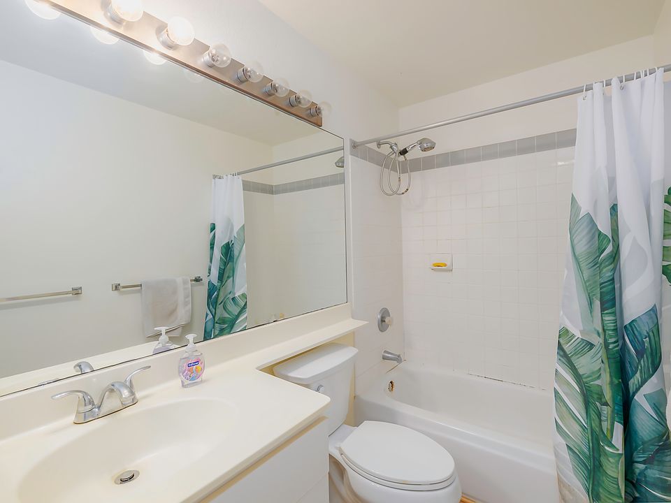 1st image of 33 Waiaka Ln APT 205