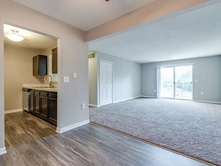 Westbrook Apartments — Photo 23