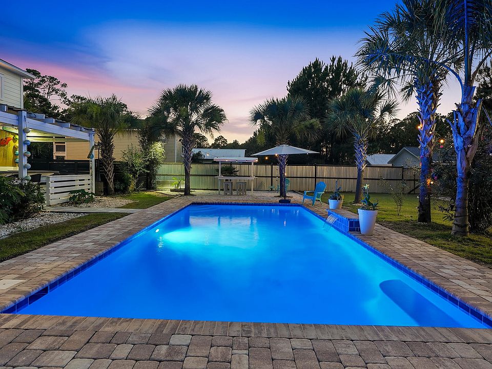 1st image of 16 Pine Tree Way