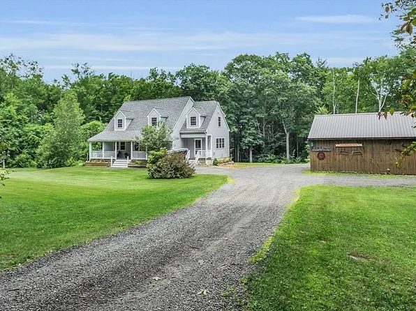 371 Walnut Hill Rd, Orange, MA 01364