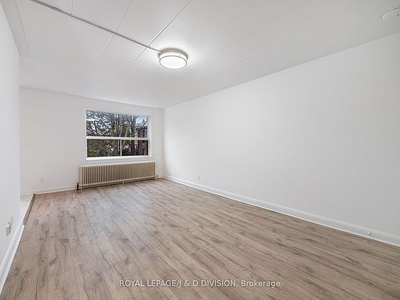 4th image of 325 Sammon Ave #102