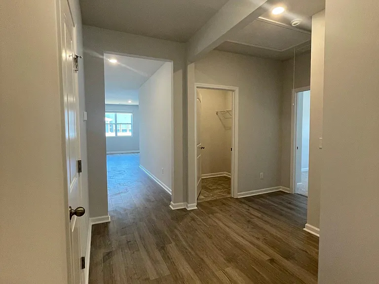114 Olivia Cir — Photo 13