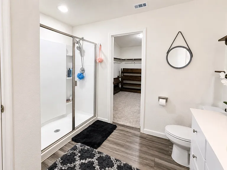824 Juniper St — Photo 18