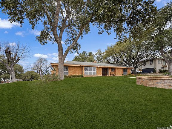 2nd image of 4223 Willowbrook