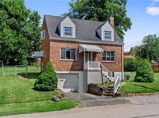 303 Good Ln, Pittsburgh, PA 15237