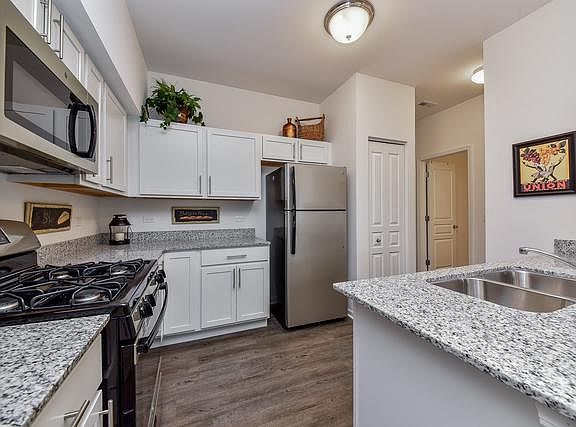 3rd image of 1038 Kilbery Ln