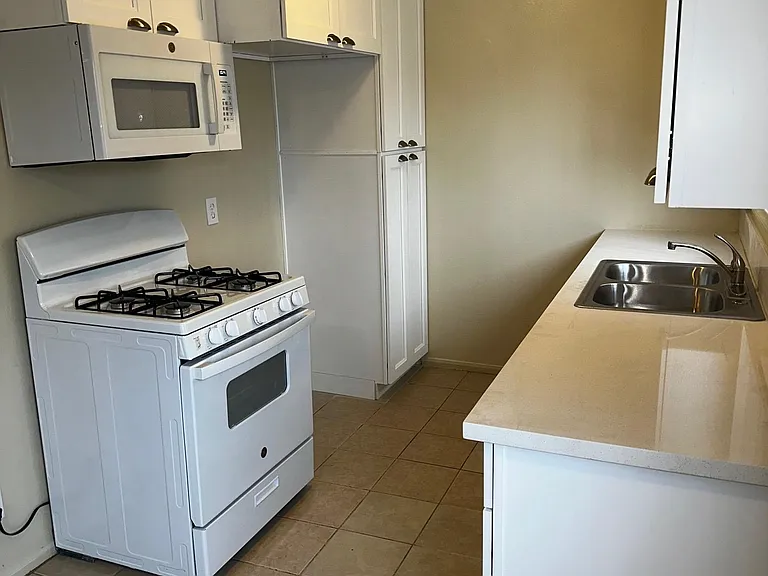 7945 Willis Ave #5 — Photo 5