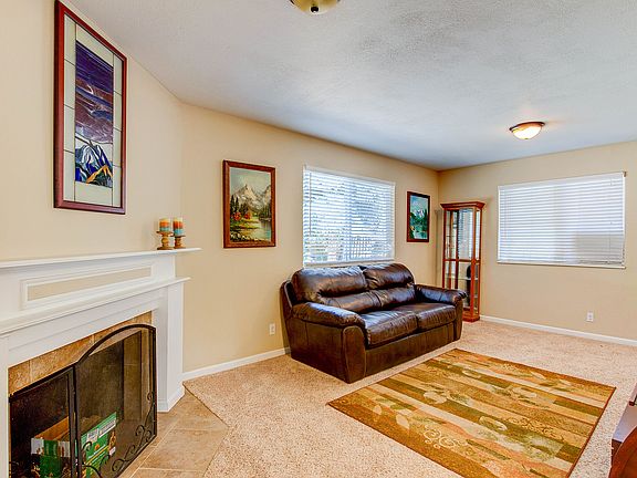 4th image of 4635 El Camino Dr