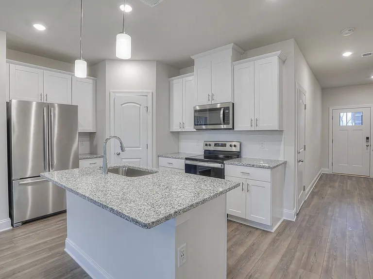1705 Tahoma Dr — Photo 6