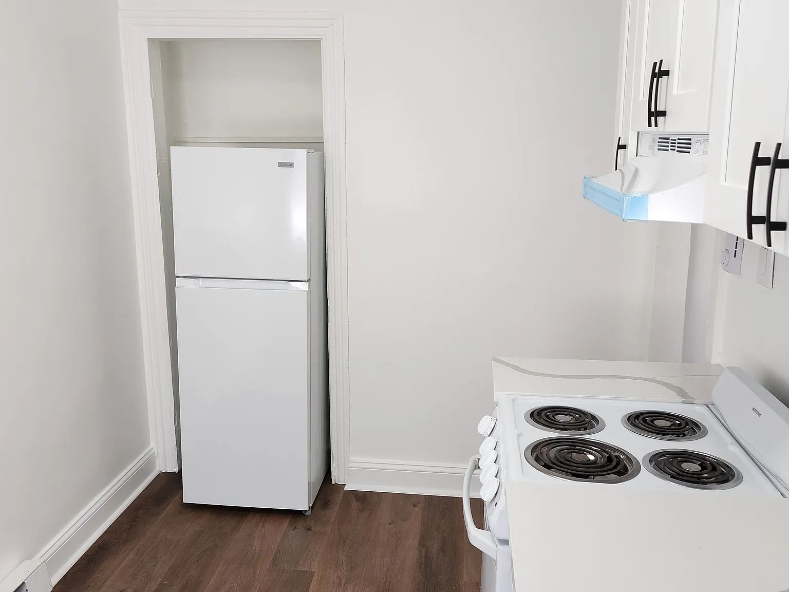 1 bed, 500 sqft, $995 — Photo 3