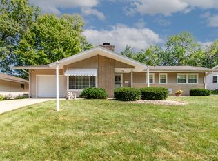 5 Foley Ave, Bloomington, IL 61701