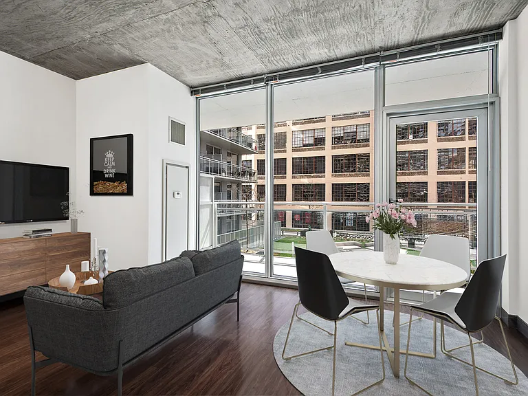 JeffJack Apartments — Photo 20