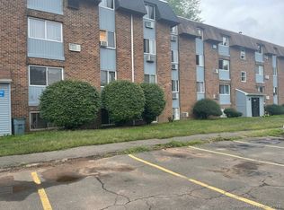 1025 Old Colony Rd #32, Meriden, CT 06451