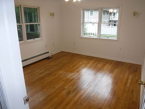 2nd image of 543 Madison Ave
