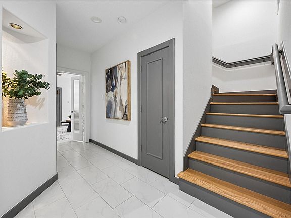 3rd image of 6406 Rodrigo St #B