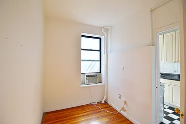 Rented by Julianna Realty Corp