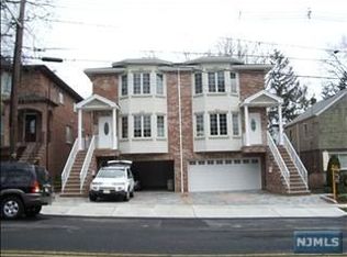 60 Henry Ave #A, Palisades Park, NJ 07650