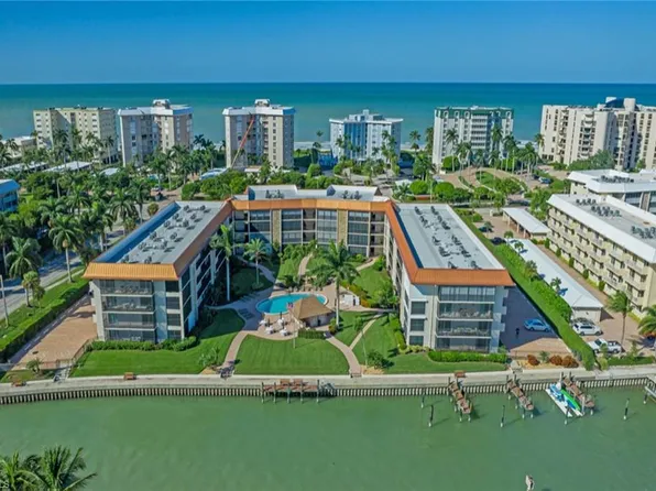 2900 Gulf Shore BLVD N #414, NAPLES, FL 34103