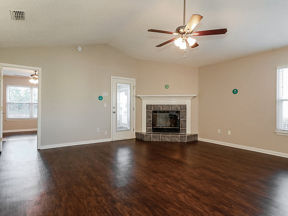 4th image of 4347 Hanging Moss Dr