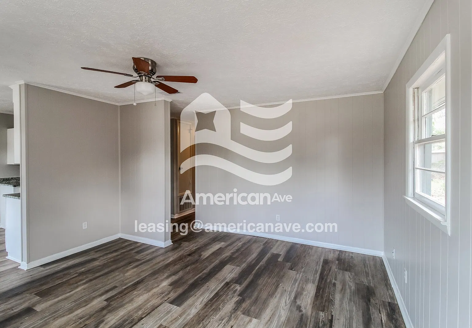 3 bed, 1.5 bath, 1070 sqft, $1,576 — Photo 4