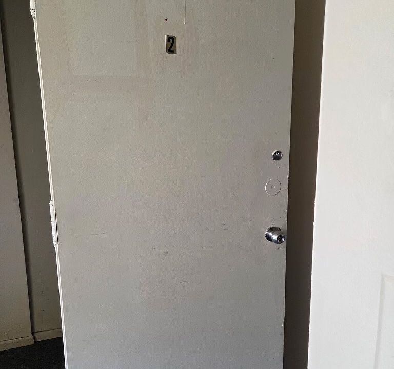1st image of 844 Bryant Ave