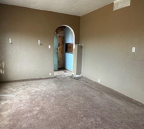 4th image of 3928 Trowbridge Dr