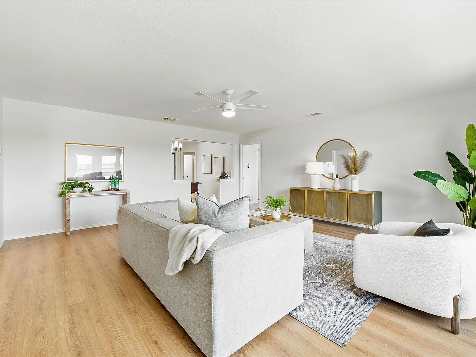 825 wakefield — Photo 4