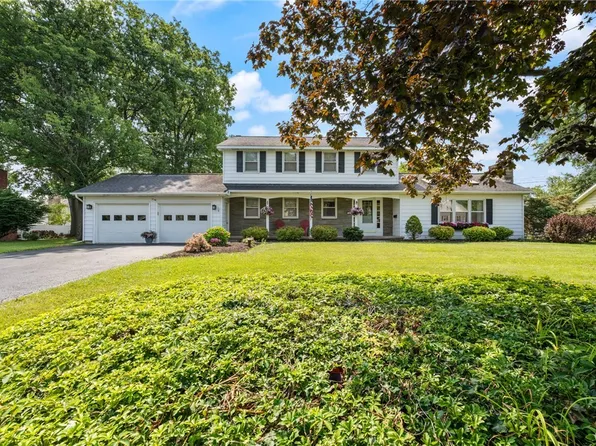 14 Berrywood Rd, Liverpool, NY 13090